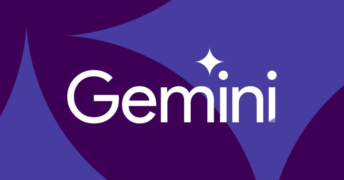 Логотип Google Gemini на фоне интерфейса чат-бота